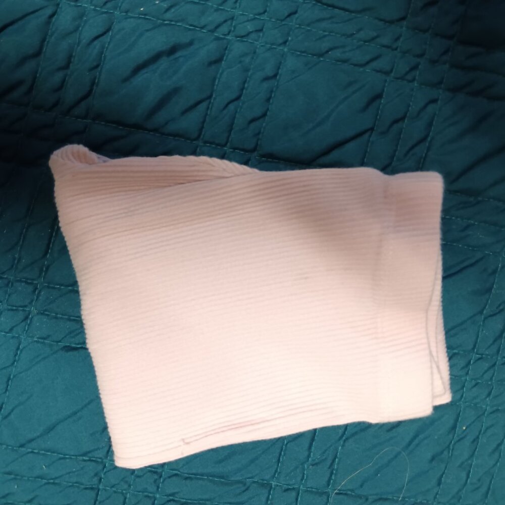 Stretchy pants - Picture 3 of 4